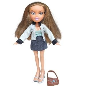 Bratz Yasmin Doll Y2K Fashion Denim Jacket Skirt and Purse MGA Entertainment
